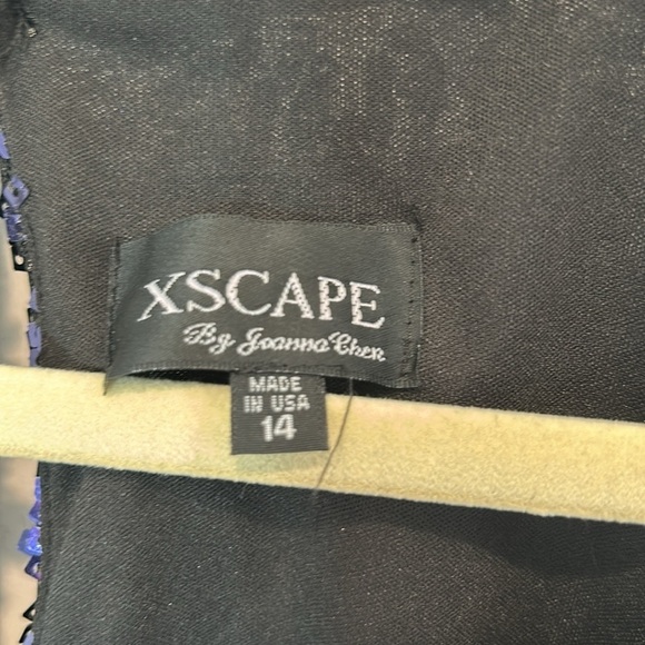 Xscape MidNight blue holiday sequin cold shoulder evening blouse size 14 plus - Picture 4 of 7